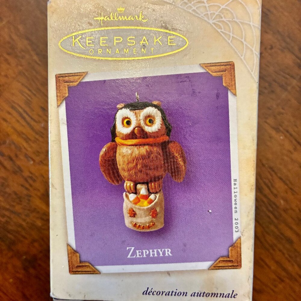 Hallmark Keepsake Halloween Ornament  Zephyr the Owl w/ Candy Corn  2003